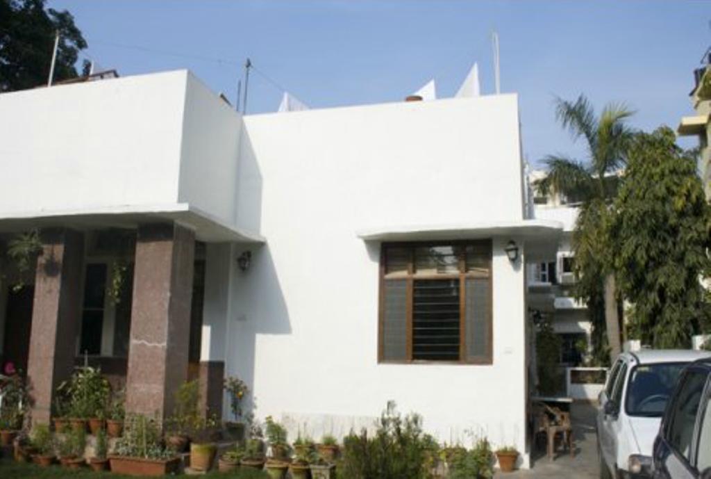 Eleven Bed & Breakfast New Delhi Eksteriør bilde